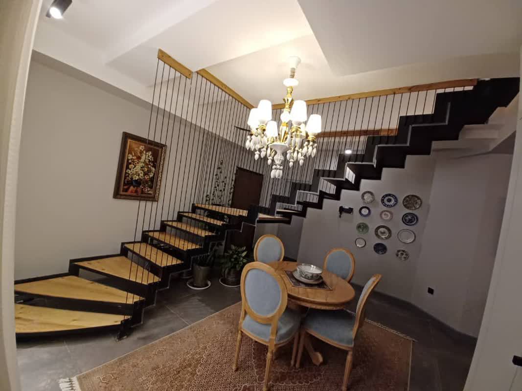 پله های فلزی گرد